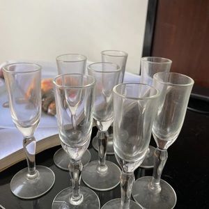 clear shotglasses 8 pieces